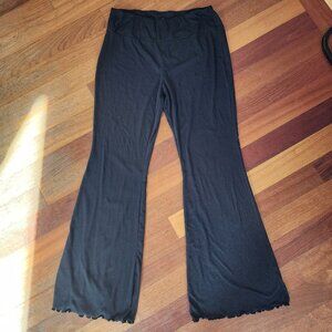 No Boundaries Juniors Black Stretch Flare Leggings Size XL (15-17)